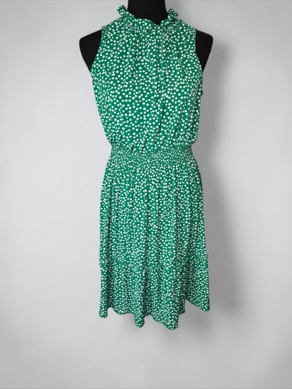 GREEN WHITE POLKA DOT SLEEVELESS RUFFLE NECK DRESS SIZE 10 read listing